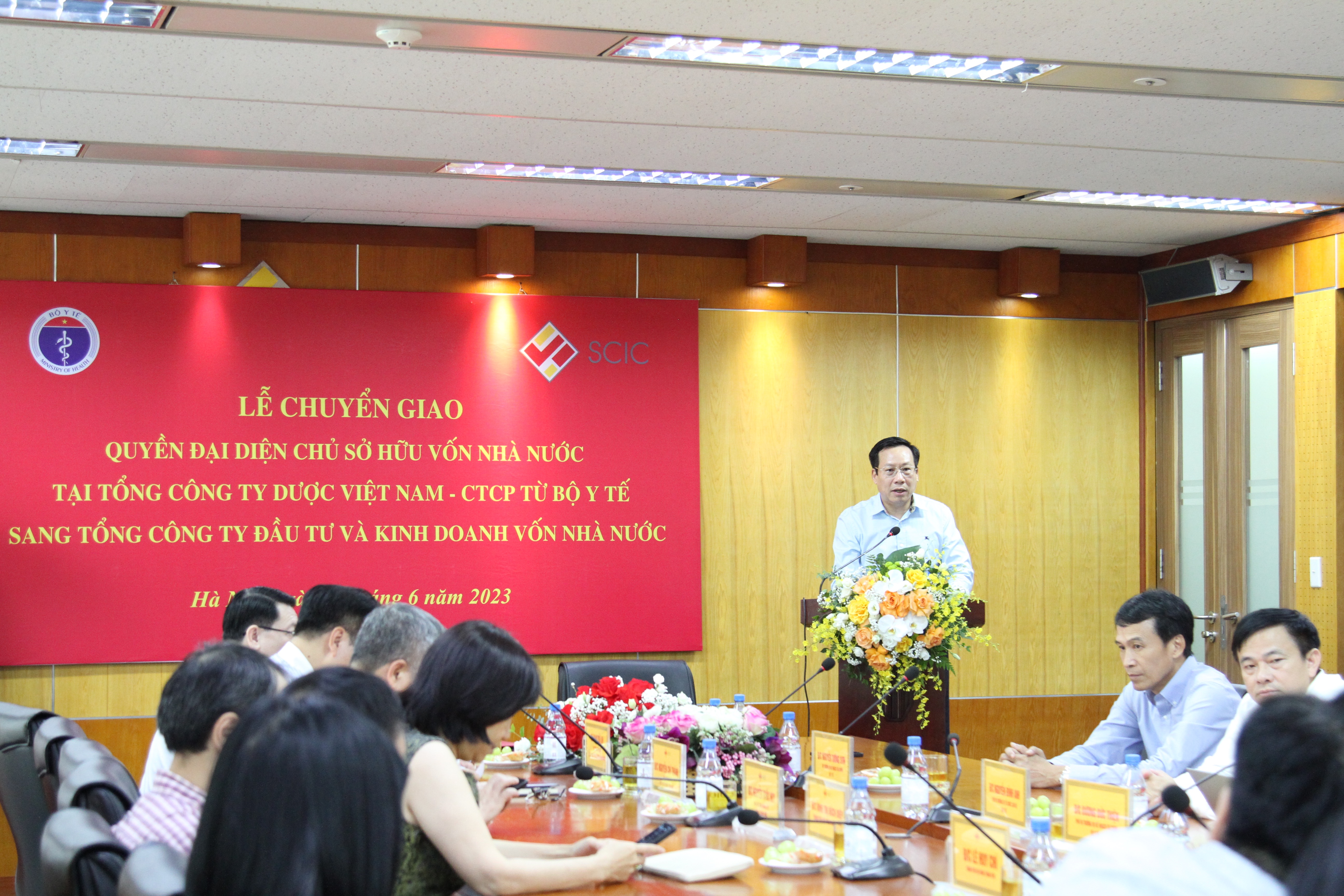 &Ocirc;ng L&ecirc; Đức Luận - Thứ trưởng Bộ Y tế ph&aacute;t biểu tại buổi lễ.