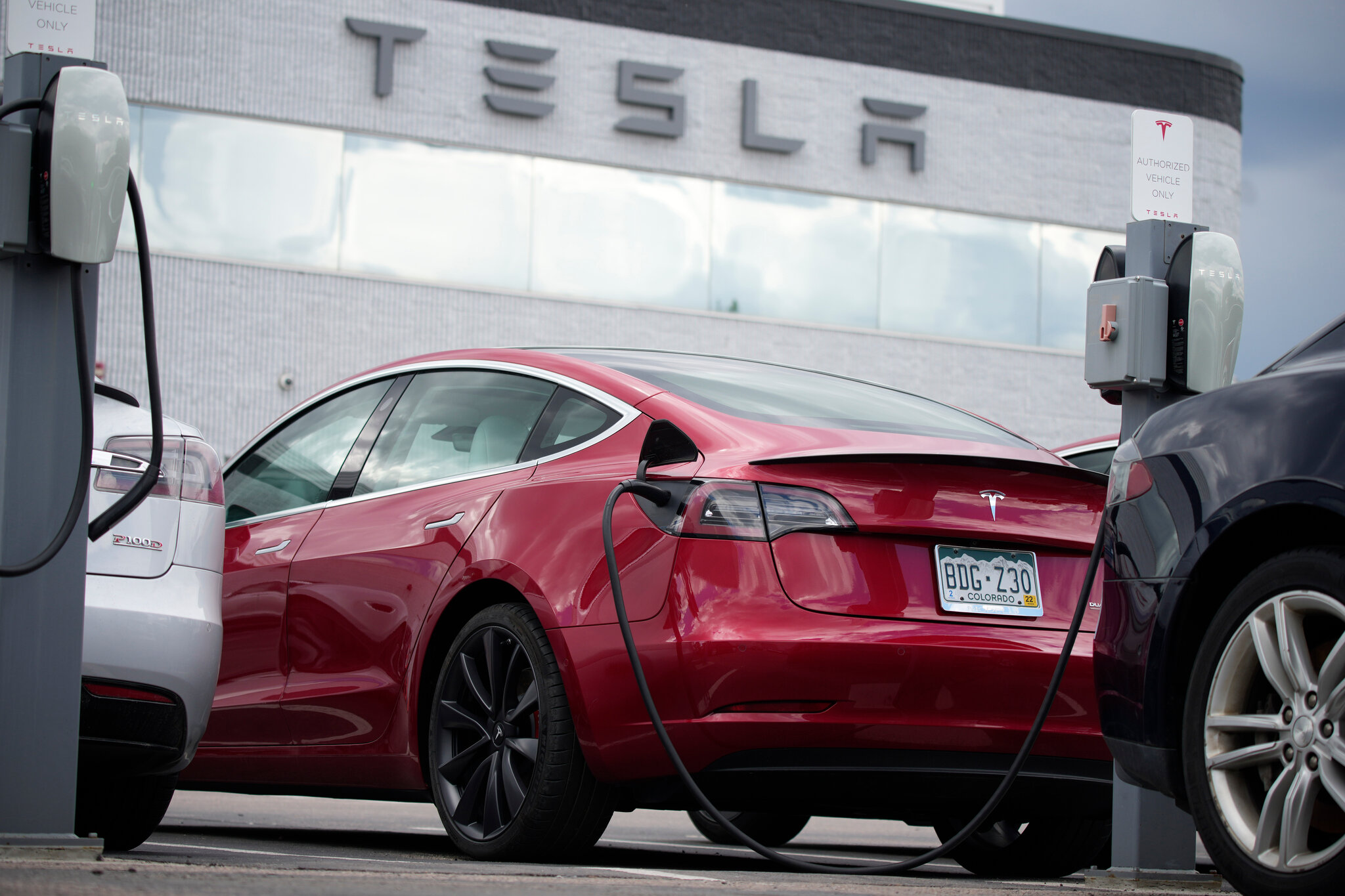 Vai trò của Tesla trong việc đưa Trung Quốc trở thành quốc gia dẫn đầu ngành công nghiệp xe điện