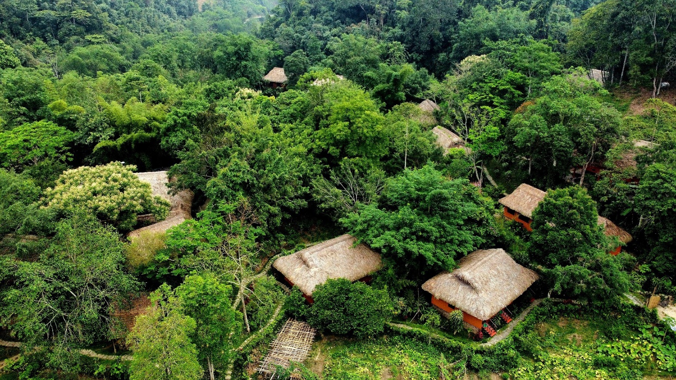 Panhou Retreat nằm an hòa trong vòng tay âu yếm của mẹ thiên nhiên.