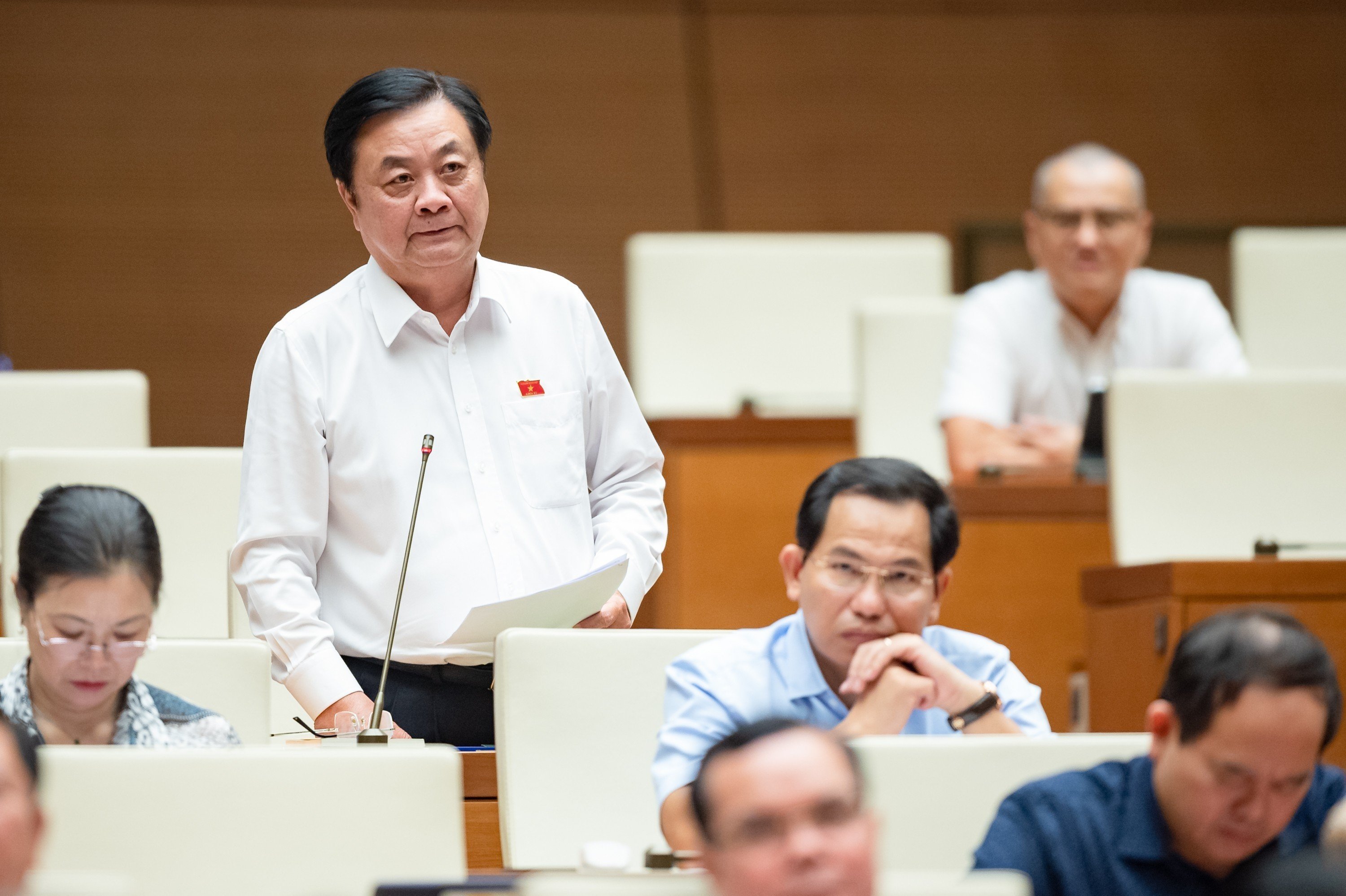 Bộ trưởng Bộ N&ocirc;ng nghiệp v&agrave; Ph&aacute;t triển n&ocirc;ng th&ocirc;n L&ecirc; Minh Hoan