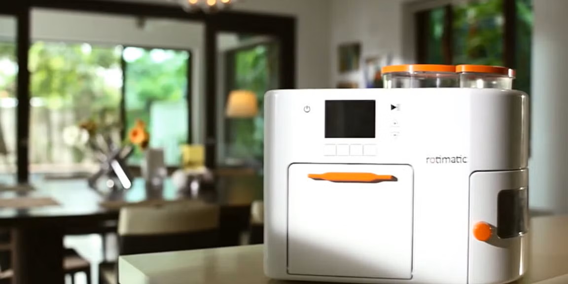 Máy làm bánh roti Rotimatic phổ biến trong nhà bếp của các gia đình tại Singapore  