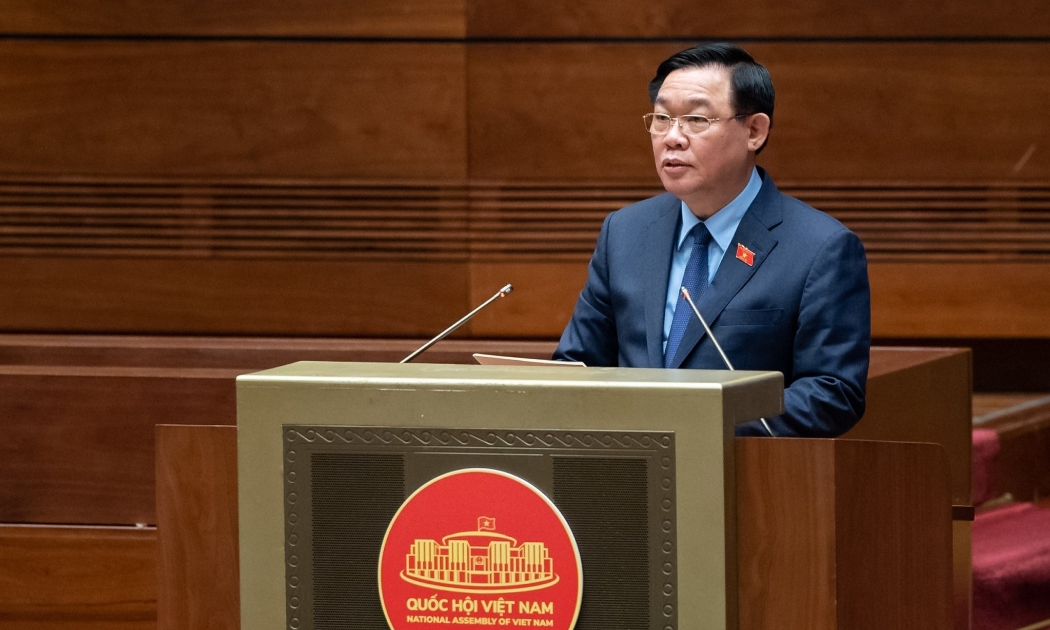 Chủ tịch Quốc hội Vương Đình Huệ lưu ý ngành giao thông vận tải tập trung vào 5 vấn đề chính, nhằm khắc phục những tồn tại, hạn chế.