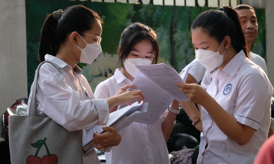 Thí sinh trước giờ thi.