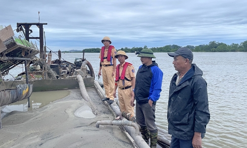 Bắc Giang liên tiếp thúc công văn, yêu cầu quản chặt khai thác cát sỏi lòng sông