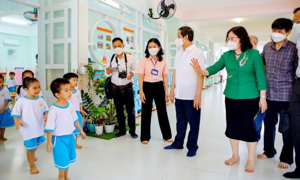 Nhiều doanh nghiệp đã xây dựng trường học cho con em người lao động.