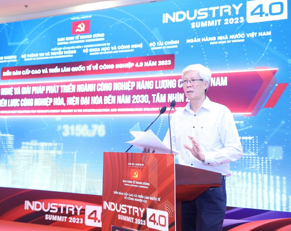 Ông Nguyễn Anh Tuấn: 