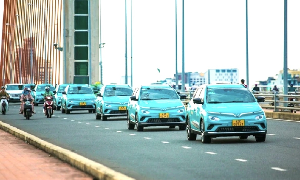 Taxi Xanh có mặt tại Đà Nẵng trong ngày khai trương.
