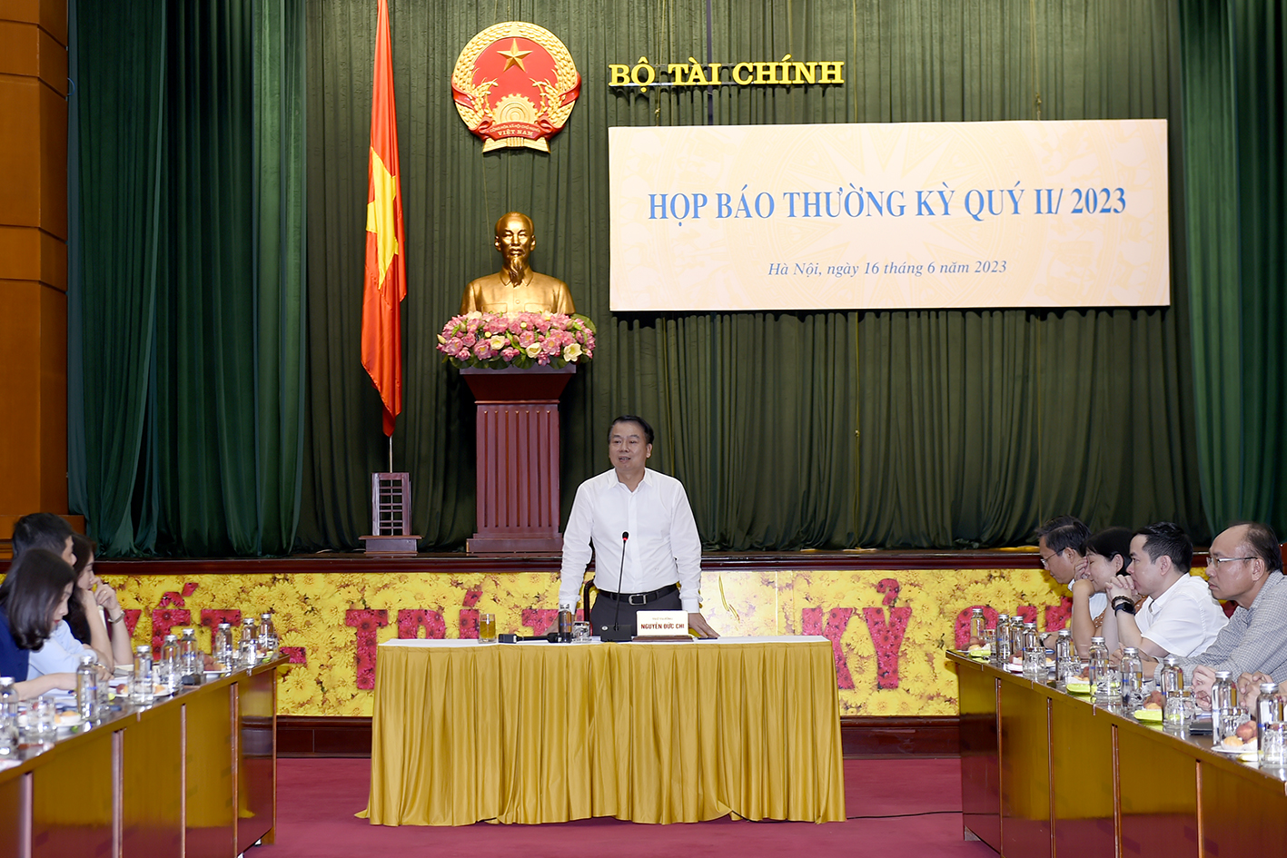 Ông Nguyễn Đức Chi, Thứ trưởng Bộ Tài chính, nhấn mạnh vai trò của truyền thông để ngăn lạm phát tâm lý.