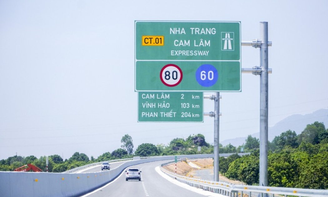 Cao tốc Bắc - Nam phía Đông giai đoạn 2017-2020 hiện đã hoàn thành và đưa vào khai thác 6/11 dự án thành phần dài 425km.