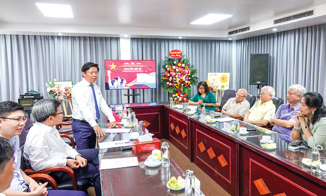 Ông Trần Thanh Lâm, Phó trưởng ban Tuyên giáo T.Ư, khẳng định Tạp chí Kinh tế Việt Nam đạt nhiều thành tựu trong 30 năm qua