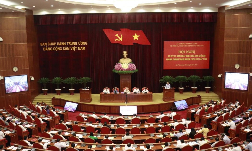 Hội nghị sơ kết 1 năm hoạt động của Ban Chỉ đạo phòng, chống tham nhũng, tiêu cực cấp tỉnh - Ảnh: ĐCS