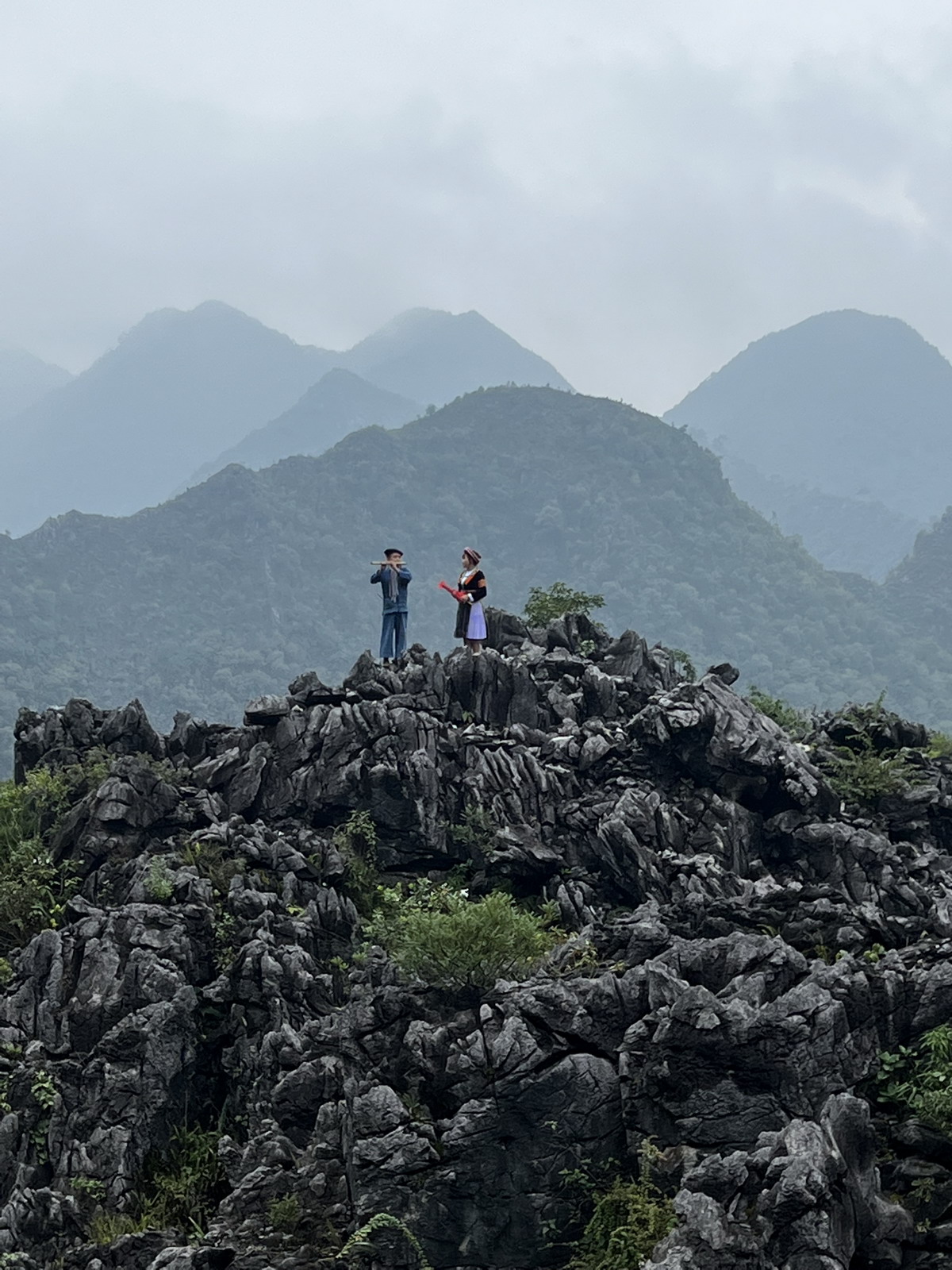 Năm 2010, cao nguy&ecirc;n đ&aacute; Đồng Văn được UNESCO c&ocirc;ng nhận l&agrave; c&ocirc;ng vi&ecirc;n địa chất UNESCO đầu ti&ecirc;n ở Việt Nam