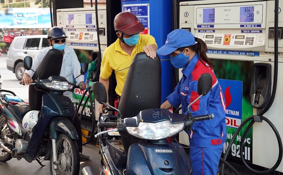 Giá các mặt hàng xăng trong kỳ điều hành ngày 21/6 được giữ nguyên so với kỳ trước (ngày 12/6).