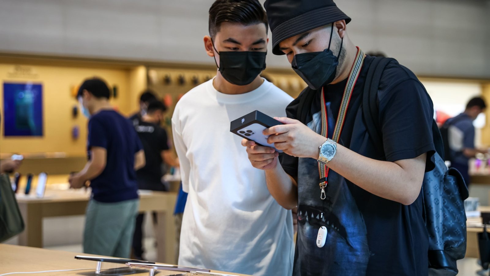 Nhiều người tiêu dùng Đông Nam Á chuyển sang mua iPhone