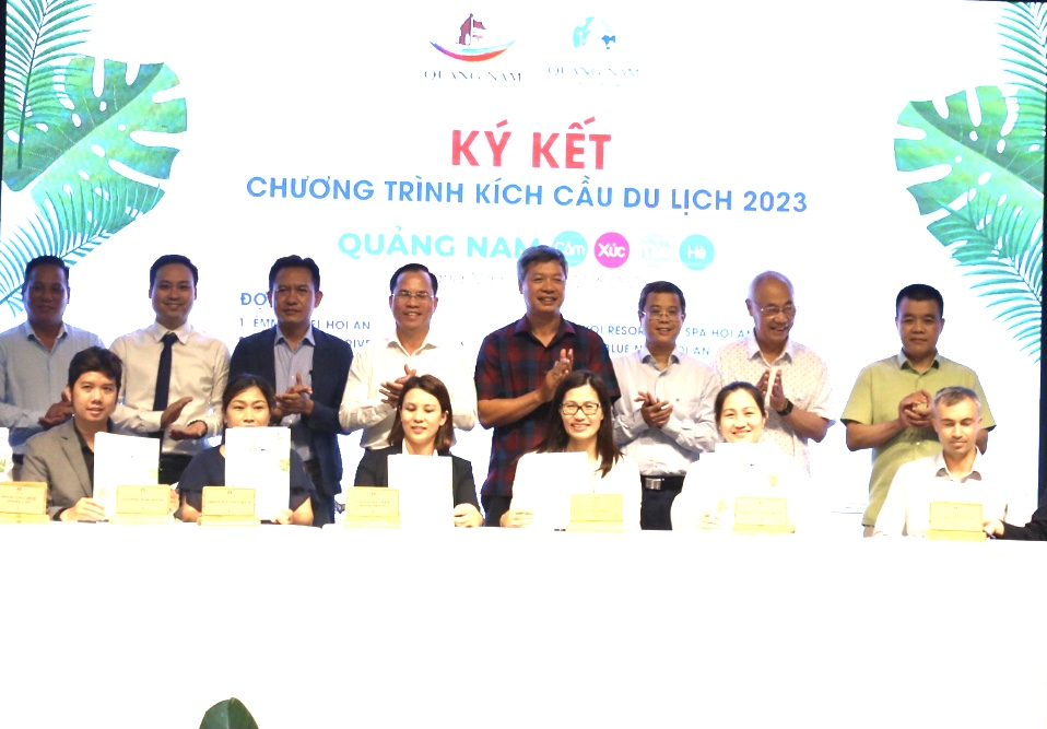 Ký kết thực hiện Chương trình kích cầu du lịch 2023