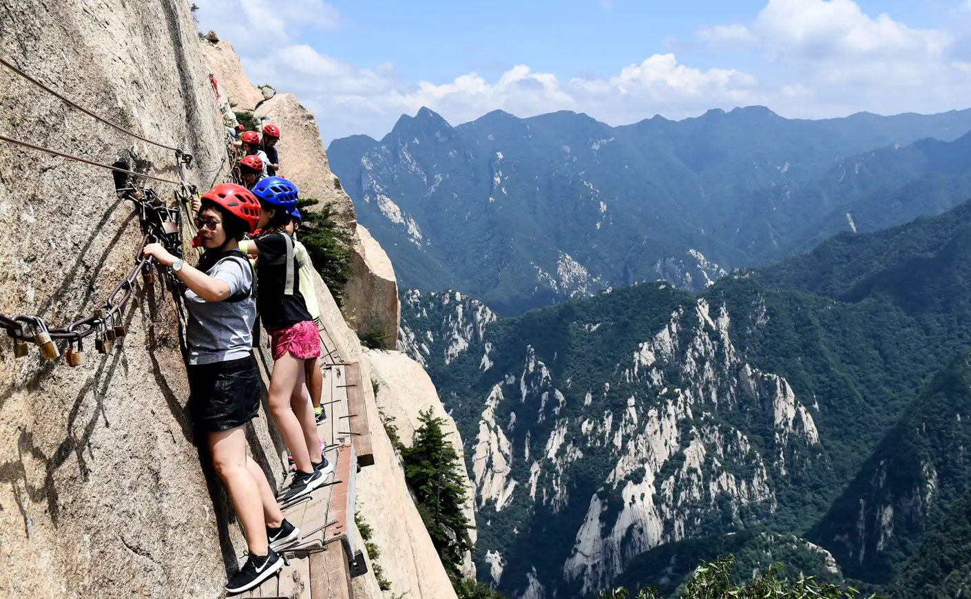 Du lịch mạo hiểm được đ&aacute;nh gi&aacute; l&agrave; ng&agrave;nh kinh doanh rủi ro cao, nhưng lợi nhuận hấp dẫn.