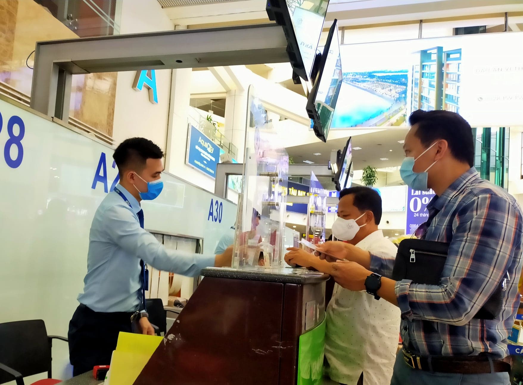 Khi thị trường hàng không có sự tham gia đa dạng của nhiều hãng hàng không Việt Nam, đề xuất bỏ quy định khung giá vận chuyển hành khách nội địa sẽ phù hợp hơn.