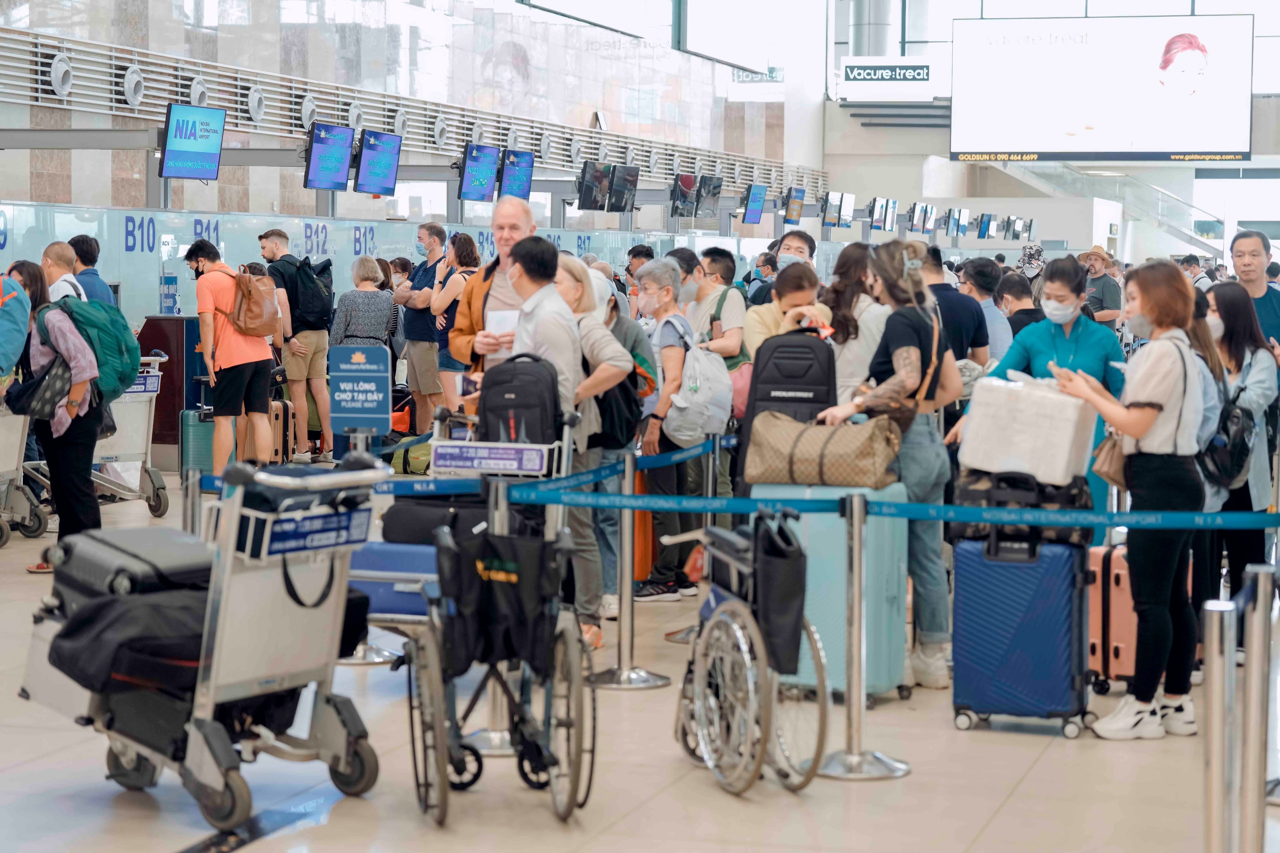 Việc nâng thời hạn thị thực điện tử lên 90 ngày từ ngày 15/8 tới đây kỳ vọng lượng hành khách quốc tế tăng bùng nổ theo đà 6 tháng đầu năm.