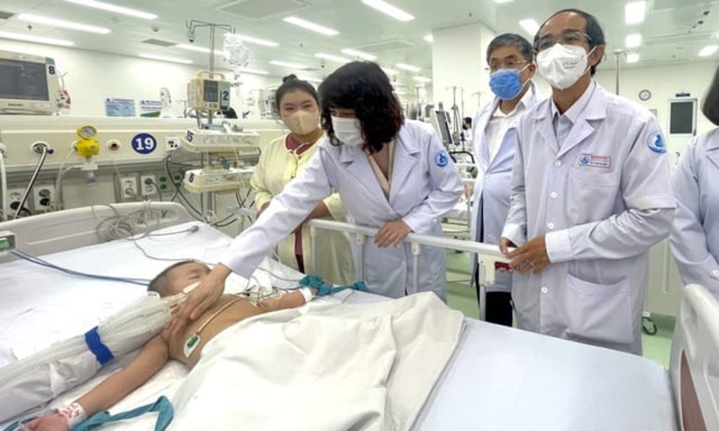 Đoàn công tác của Bộ Y tế làm việc với TP.HCM về công tác phòng chống dịch bệnh. Ảnh - Tuấn Dũng.