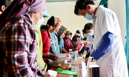 Thanh Hóa chặn việc ‘gắn mác’ khám chữa bệnh nhân đạo trục lợi bảo hiểm