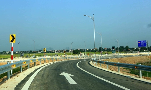 Thanh Hóa dự chi gần 820 tỷ làm 1,5 km đường