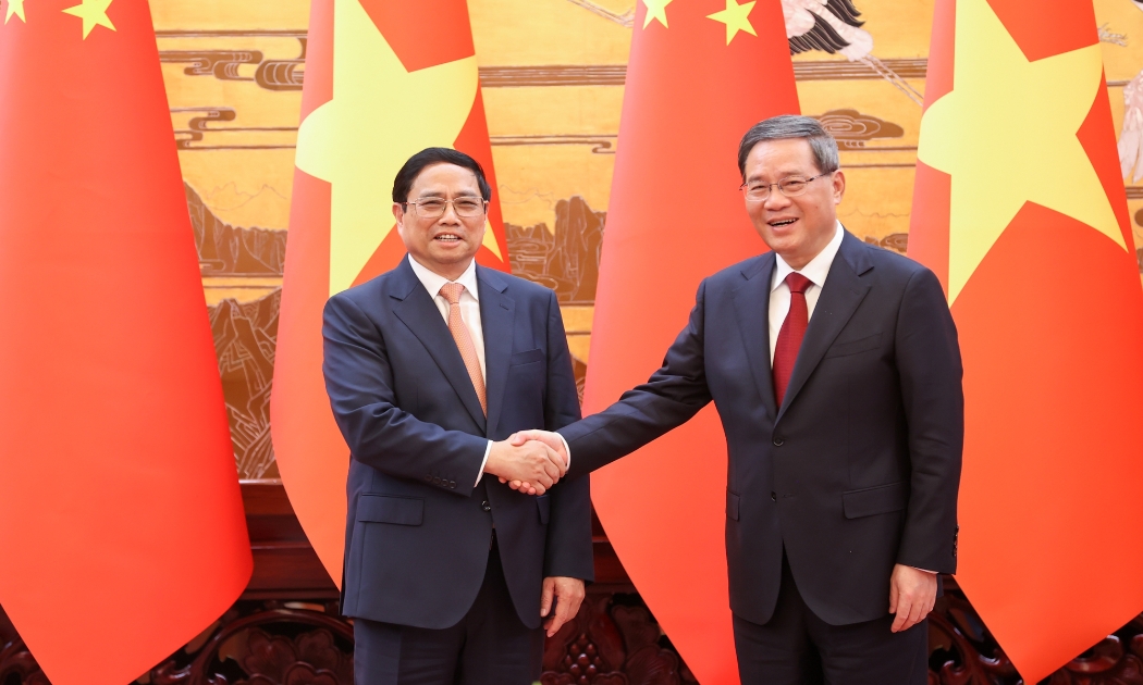 Thủ tướng Chính phủ Phạm Minh Chính và Thủ tướng Trung Quốc Lý Cường - Ảnh: VGP