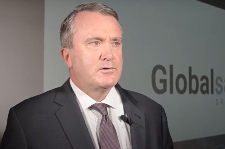 &Ocirc;ng Bryan J. Hartin, Ph&oacute; chủ tịch Sale & Marketing thuộc Iridium Communications.