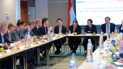 Dutch enterprises eye logistics and transportation