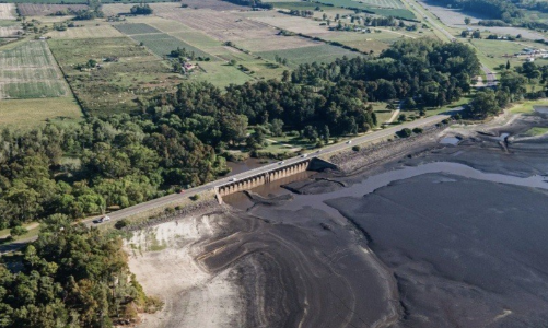 Uruguay hạn hán nghiêm trọng, người dân phải uống cả nước mặn