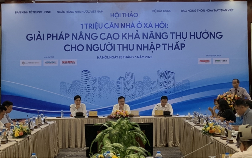 Toàn cảnh hội thảo “1 triệu căn nhà ở xã hội: Giải pháp nâng cao khả năng thụ hưởng cho người thu nhập thấp”  (Ảnh: PV).