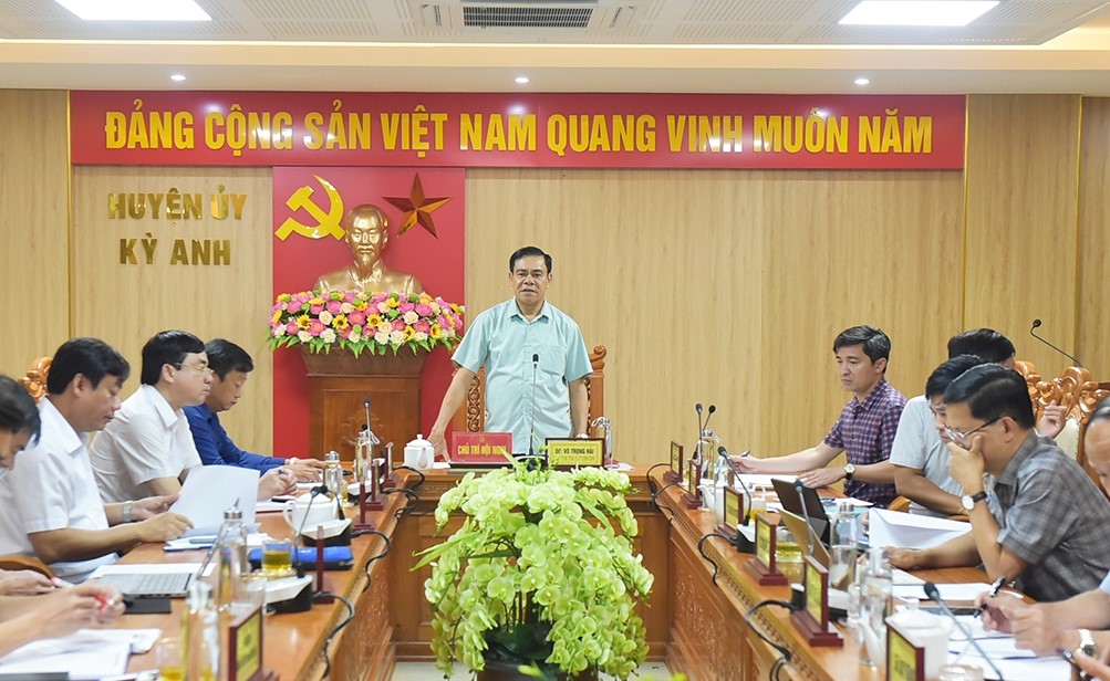 Tổ công tác trên sẽ hỗ trợ doanh nghiệp, nhà đầu tư giải quyết các khó khăn, vướng mắc 