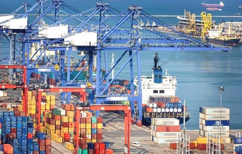 Vietnam posts 1H trade surplus of $12.25bln