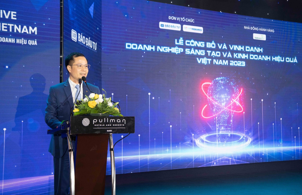 &Ocirc;ng L&ecirc; Ho&agrave;ng T&ugrave;ng - Kế to&aacute;n trưởng Vietcombank chia sẻ về hoạt động đổi mới s&aacute;ng tạo của Vietcombank.