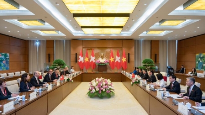Vietnam & Switzerland agree to accelerate FTA negotiations and signing