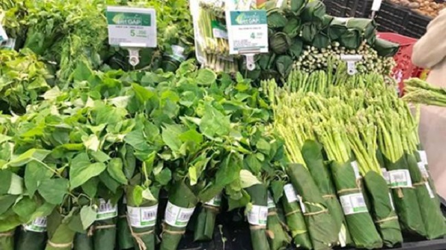 Nhiều doanh nghiệp đã thay đổi bao bì sản phẩm để thích ứng.