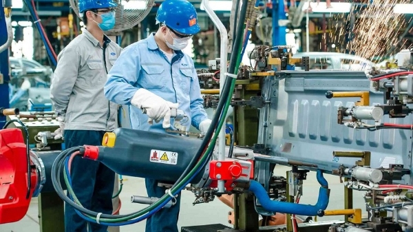 Sản xuất công nghiệp tăng thấp do đơn hàng giảm, sức cầu yếu