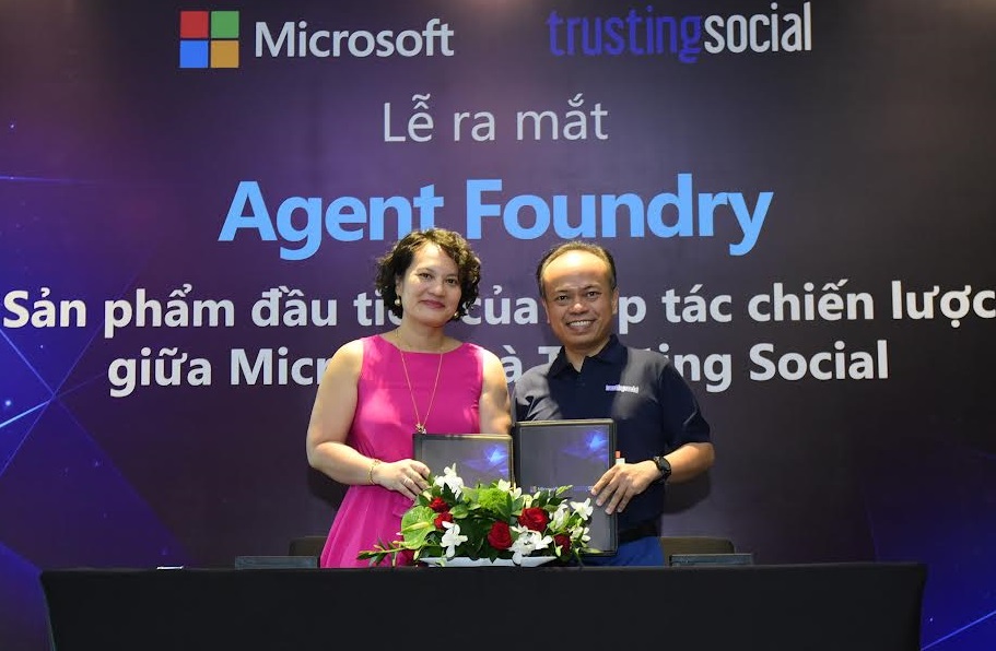 Trusting Social và Microsoft Việt Nam ký kết hợp tác nghiên cứu, phát triển và đưa các sản phẩm AI ra thị trường, sáng ngày 29/6.