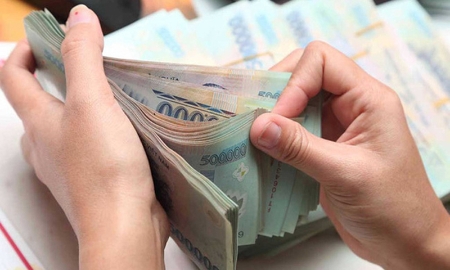 Từ tháng 7, giảm 36 khoản phí, lệ phí