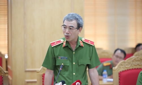 Lãnh đạo C03 thông tin về  quá trình điều tra vụ tiền gửi tiết kiệm biến thành hợp đồng bảo hiểm