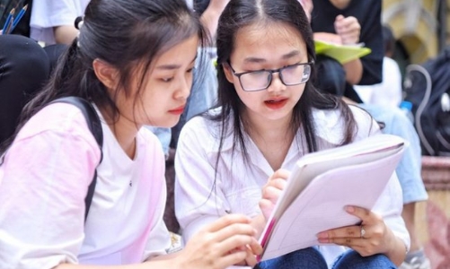 Hà Nội công bố điểm chuẩn lớp 10, đứng đầu bảng là Trường Chu Văn An lấy 44,5 điểm
