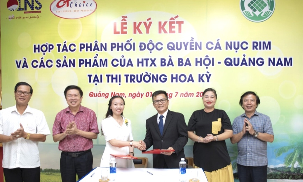 Lễ ký kết phân phối độc quyền sản phẩm cá nục rim và một số sản phẩm khác giữa Công ty cổ phần Quốc tế LNS (LNS International Corporation) và HTX Bà Ba Hội .