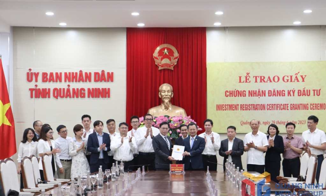 Quảng Ninh trao giấy chứng nhận đầu tư cho 2 dự án lớn