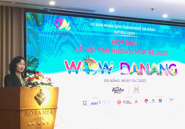 Bà Ngô Thị Kim Yến, Phó Chủ tịch UBNDTP. Đà Nẵng phát biểu khai mạc Lễ hội tận hưởng mùa hè Đà Nẵng 2023. Ảnh Ngô Anh Văn