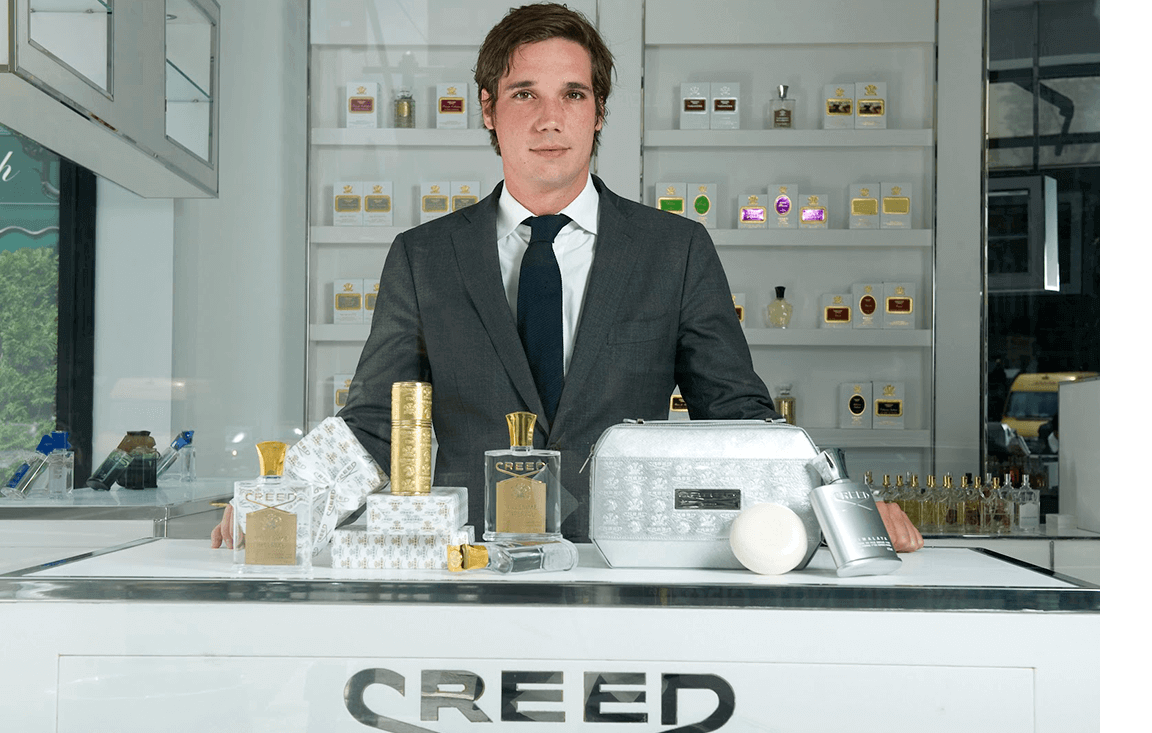 Creed hiện đang điều hành 36 cửa hàng chính thức của thương hiệu và phân phối sản phẩm qua 1.400 cửa hàng bán lẻ trên toàn cầu.