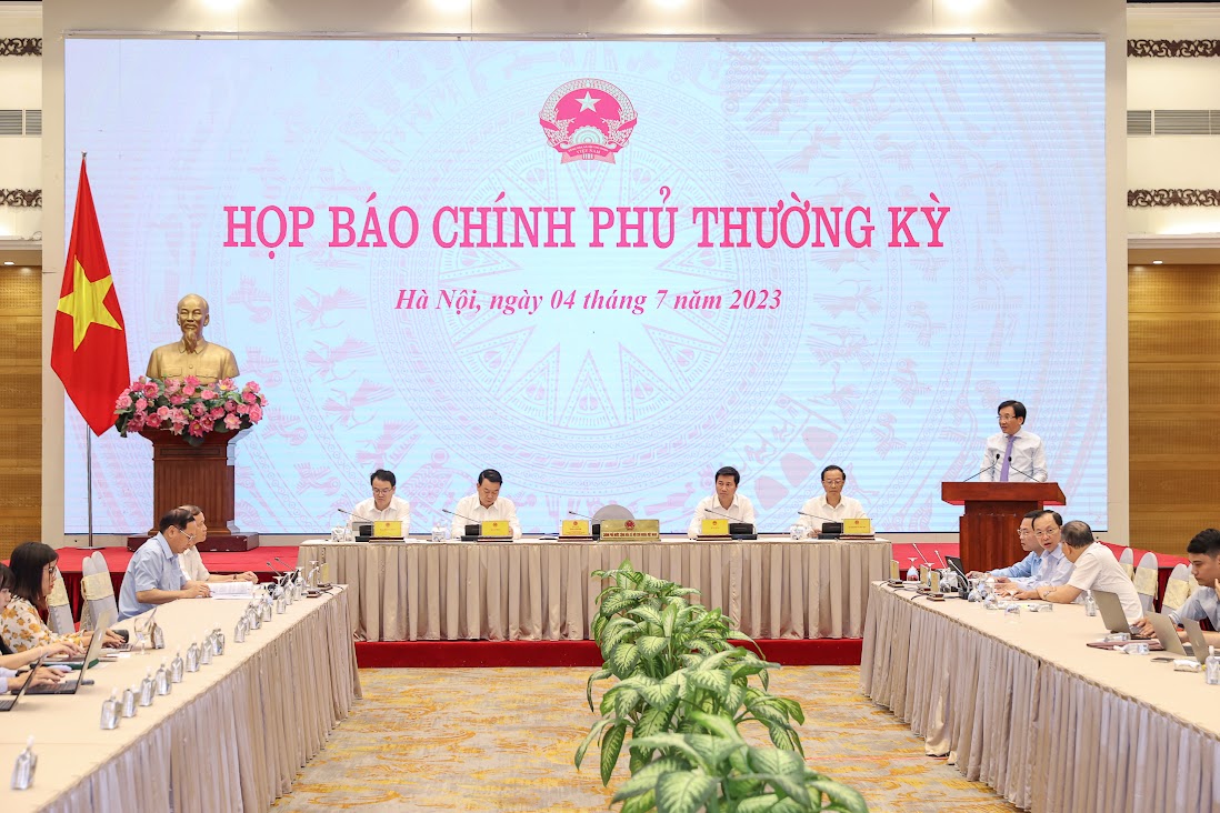 Họp báo Chính phủ thường kỳ tháng 7/2023. Ảnh: VGP/Nhật Bắc.