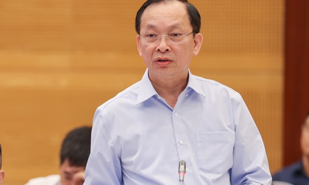 Phó Thống đốc Ngân hàng Nhà nước Việt Nam Đào Minh Tú chia sẻ tại buổi Họp báo Chính phủ thường kỳ. Ảnh: VGP/Nhật Bắc.
