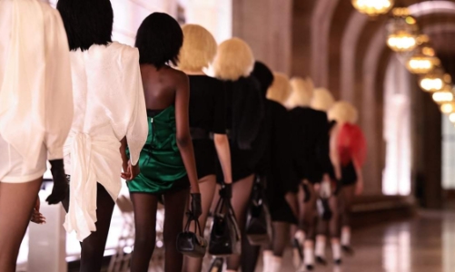 Bước chuyển xanh của các show diễn Tuần lễ thời trang