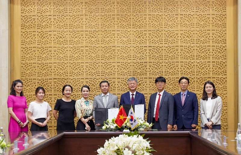 Vingroup & K-Sure sign MoU on development cooperation