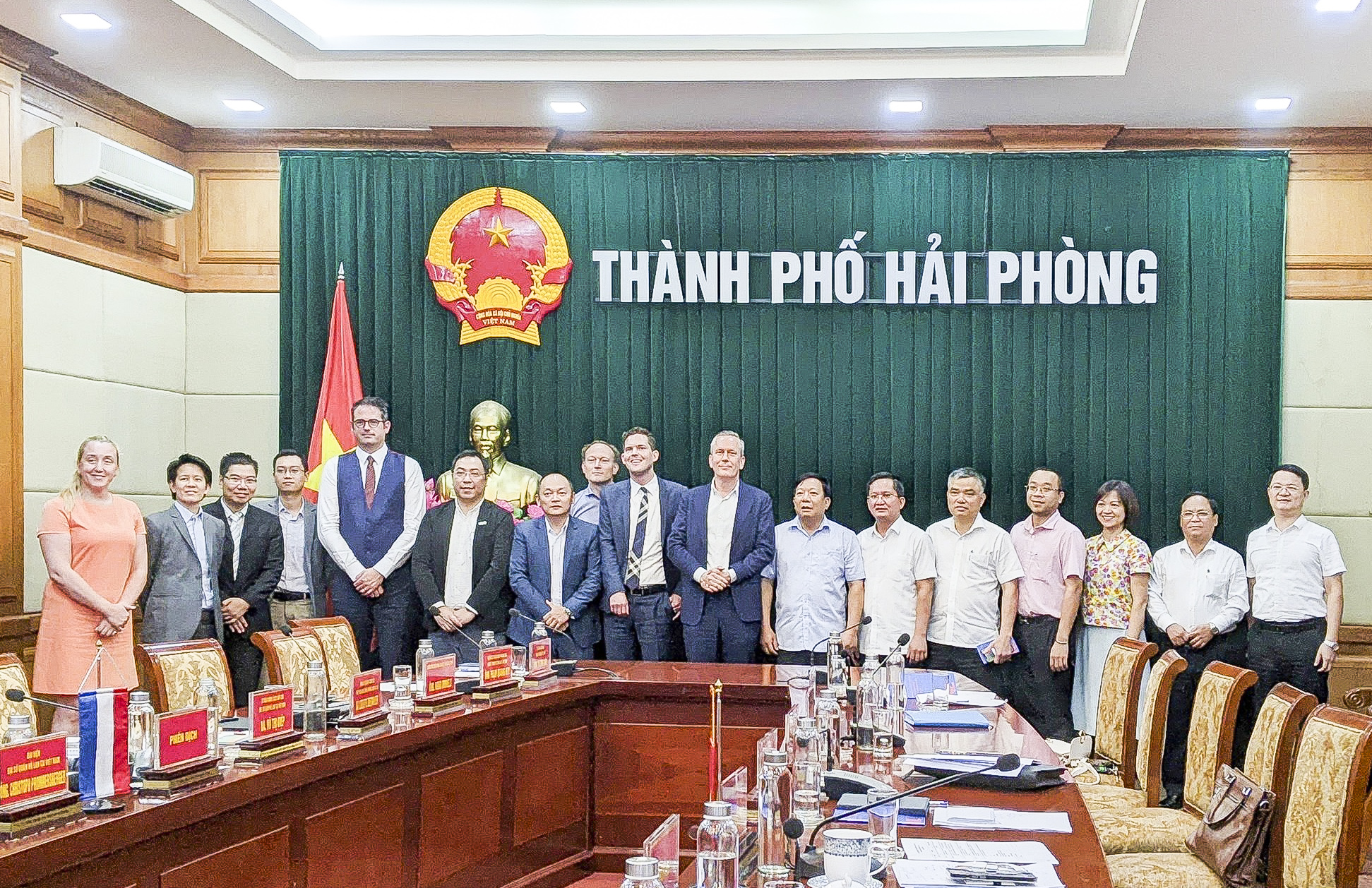 Đoàn doanh nghiệp Hà Lan làm việc tại TP Hải Phòng