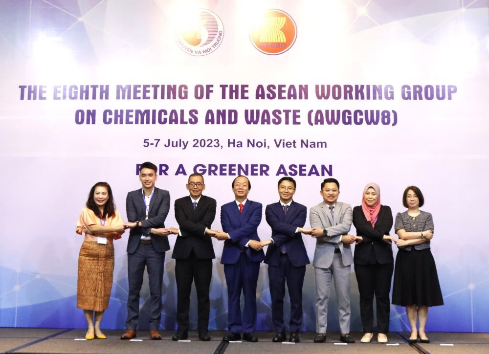 Hợp tác quản lý hóa chất và chất thải “vì một ASEAN xanh hơn”.